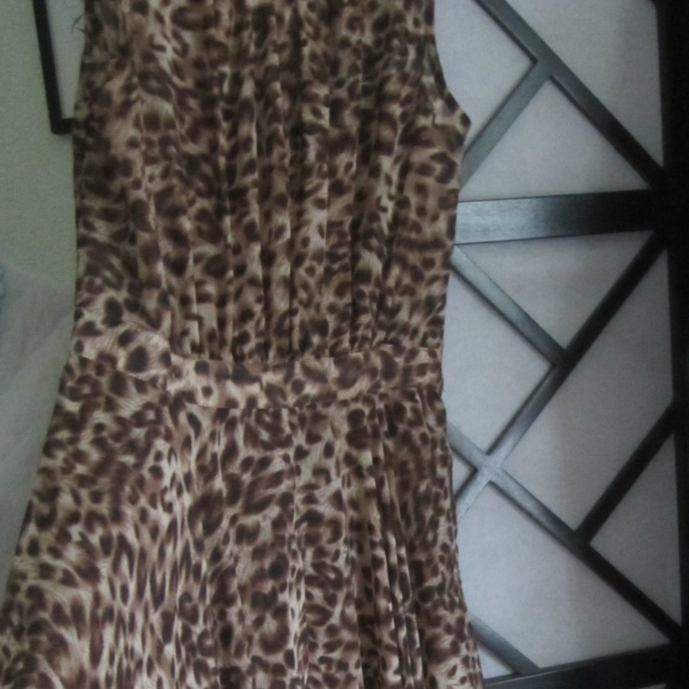 SIGNIFY - SzM - Brown Animal Print Sleeveless Dress/Asymmetrical Hem